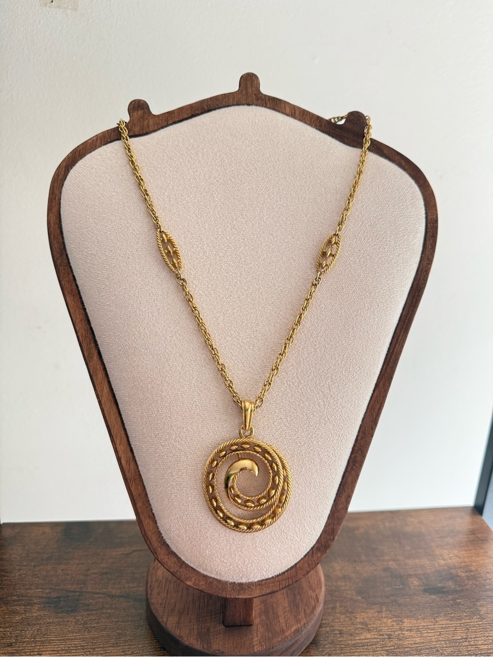 Trifari Gold-tone Spiral Rope Pendant Necklace